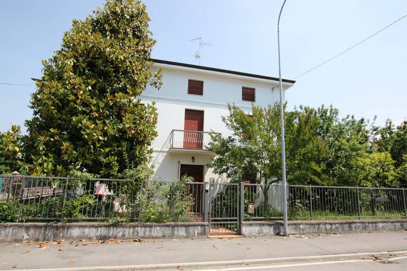 Villa in vendita a San Possidonio via Roma, 15