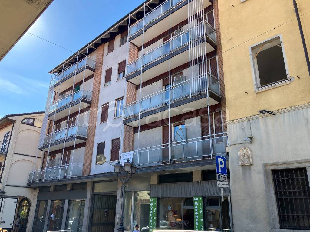 Appartamento in vendita a Castellamonte via Pasquale Educ, 20