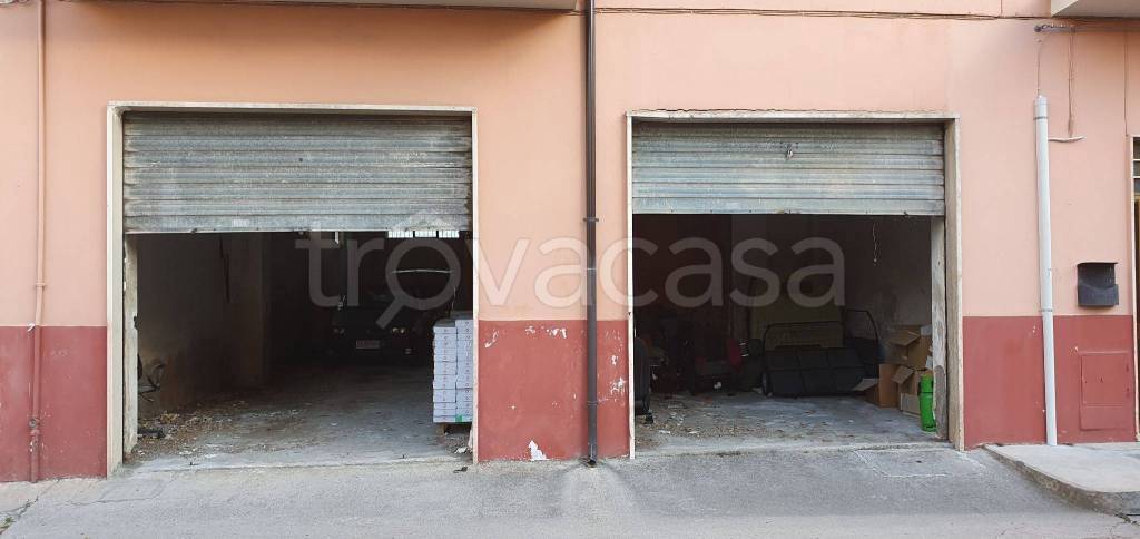 Garage in vendita a Castrovillari via Ripoli, 5