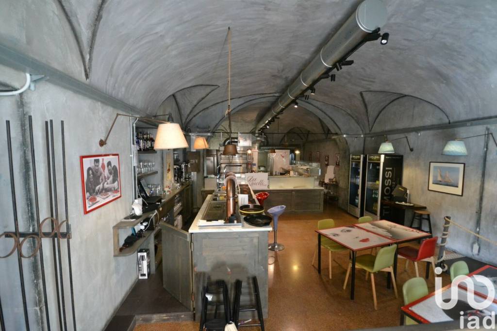 Pizzeria in affitto a Genova salita Santa Caterina, 4