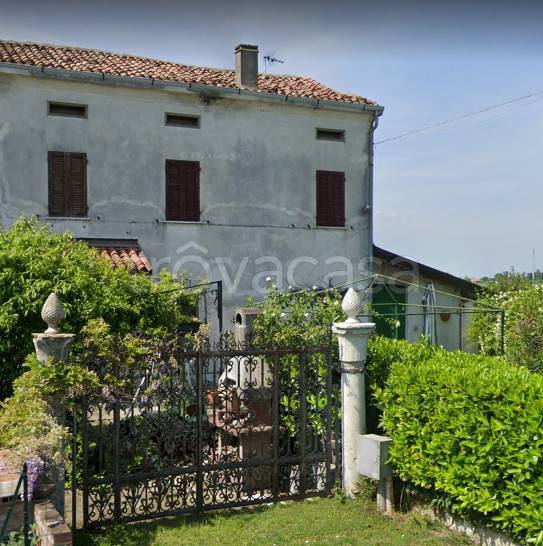Villa Bifamiliare all'asta a Borgo Virgilio via Vignale Campione, 13