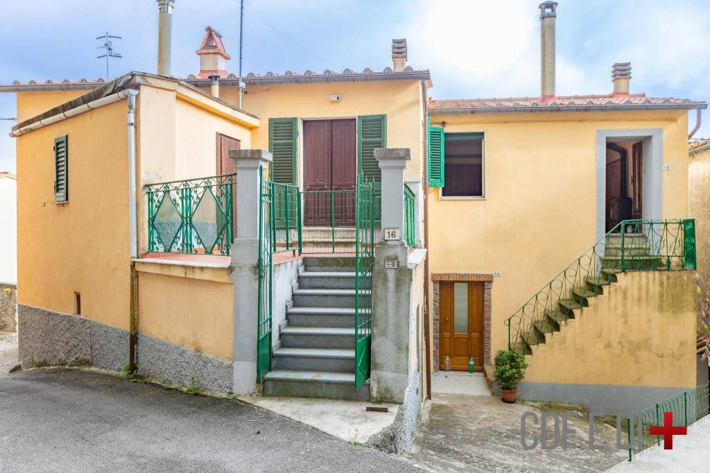 Villa Bifamiliare in vendita a Massa Marittima via Camparello