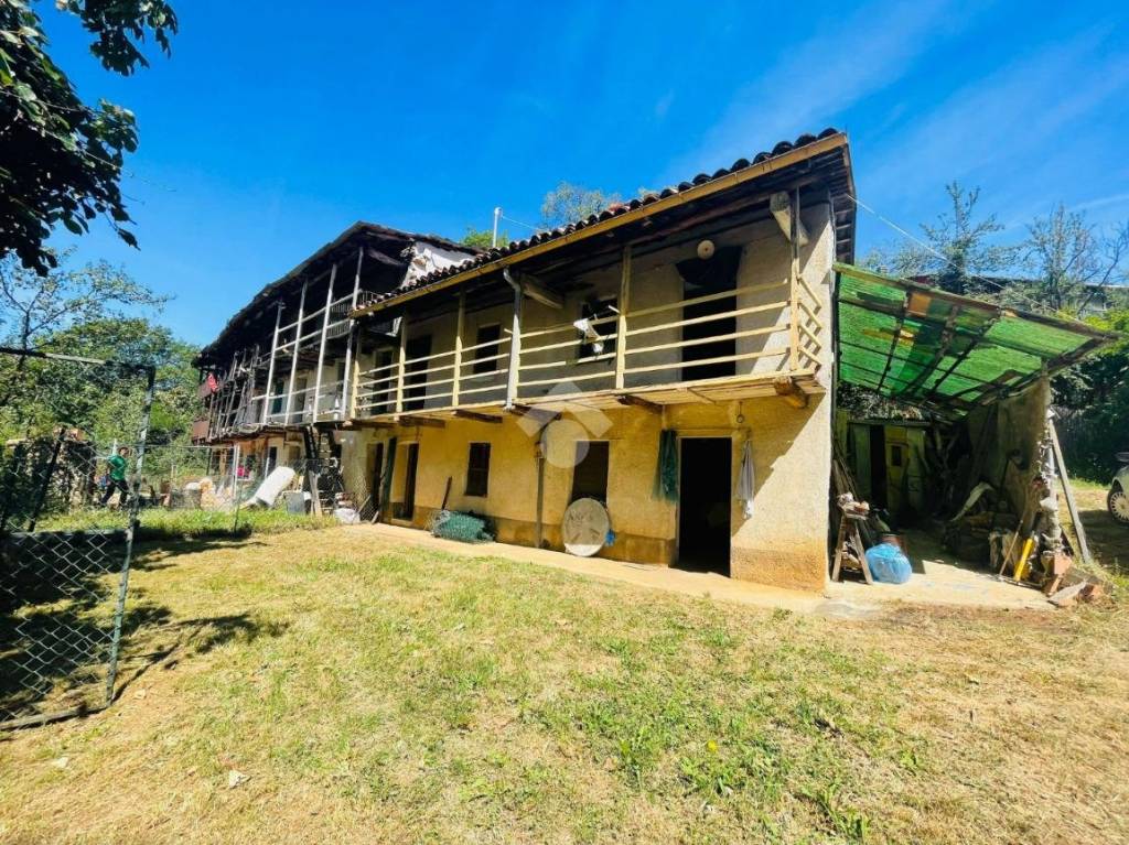 Casa Indipendente in vendita a Lanzo Torinese regione fua, 52
