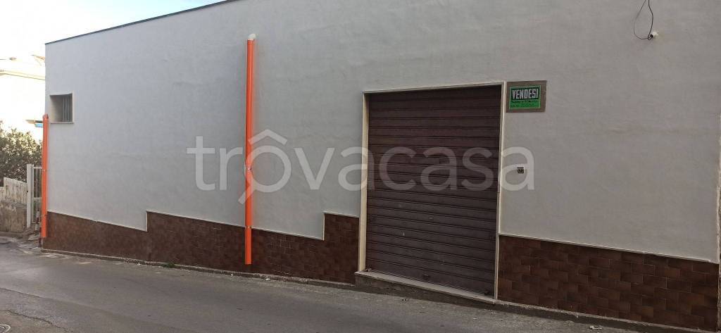 Magazzino in in vendita da privato ad Alcamo via Amedeo Galati, 3
