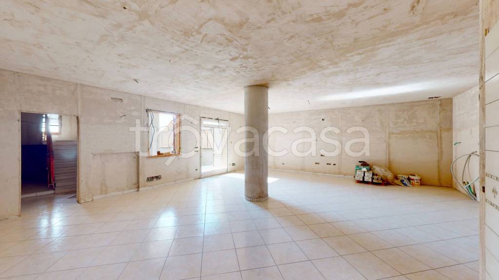 Appartamento in vendita a Villa Castelli via Dante Alighieri
