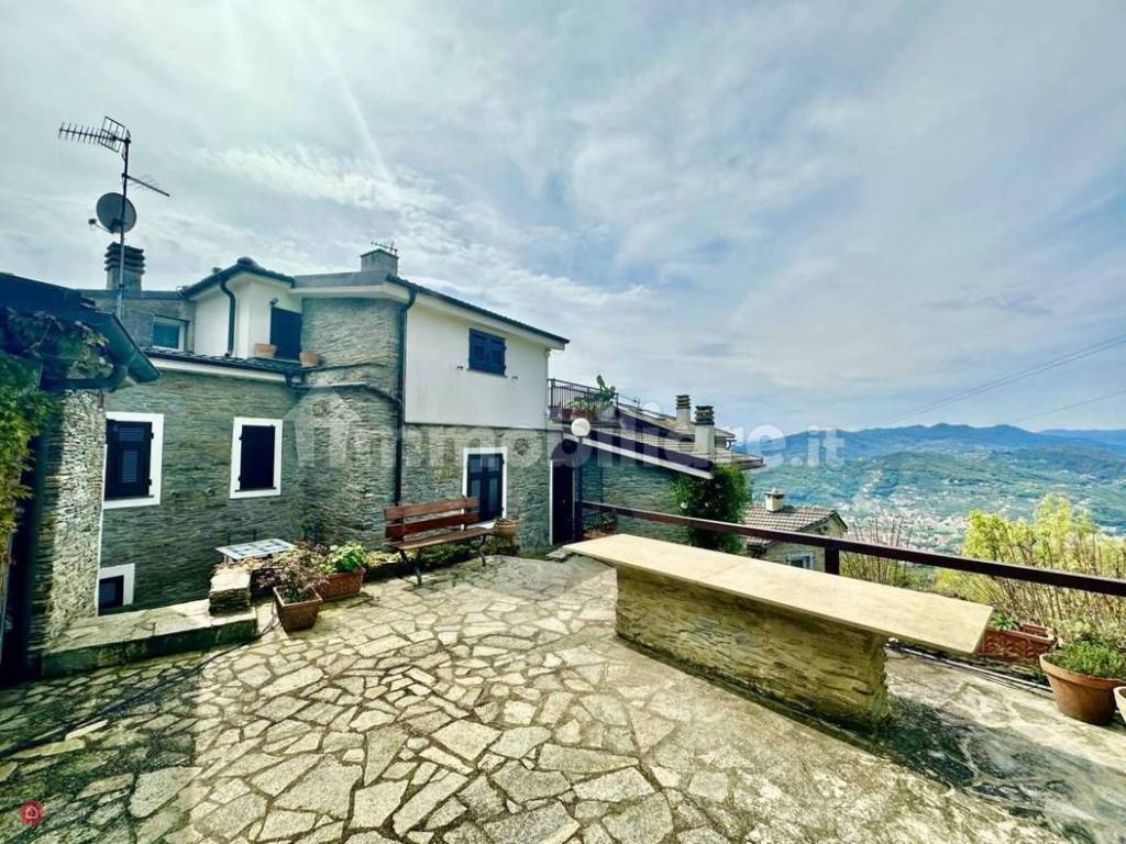 Villa in vendita a Cogorno via Giorgio Renda, 18