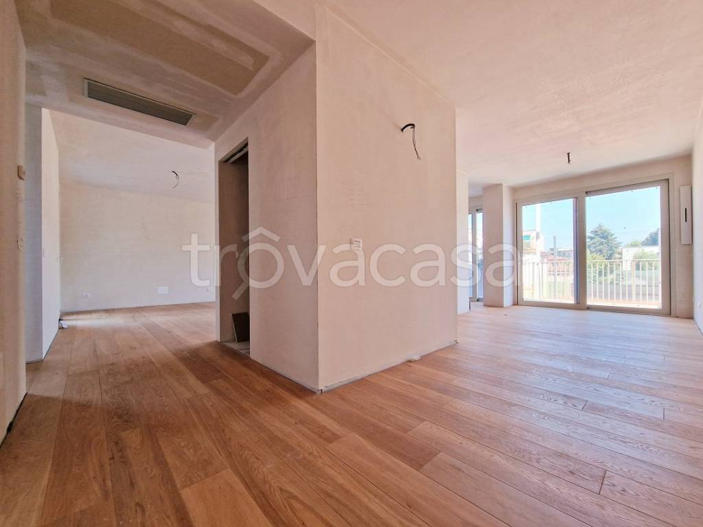 Appartamento in vendita a Vigevano viale dei Mille, 99