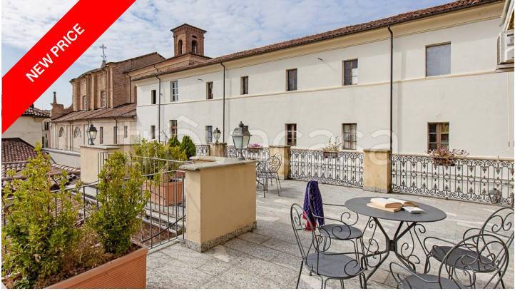 Appartamento in vendita ad Asti via Roero