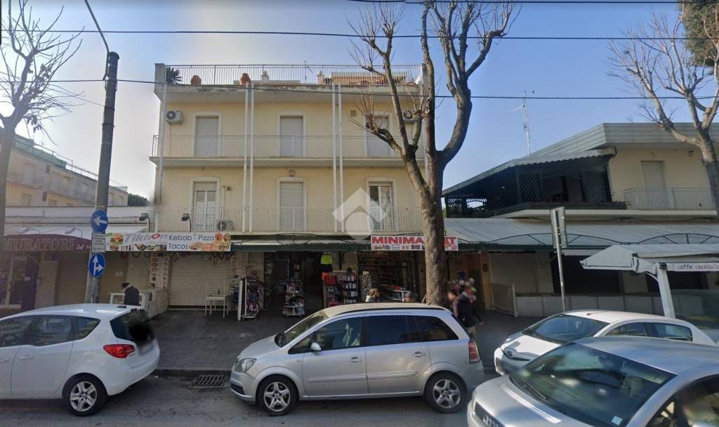 Appartamento in vendita a Rimini viale Regina Margherita, 235