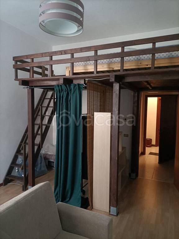 Appartamento in in affitto da privato a Valenza via Felice Cavallotti