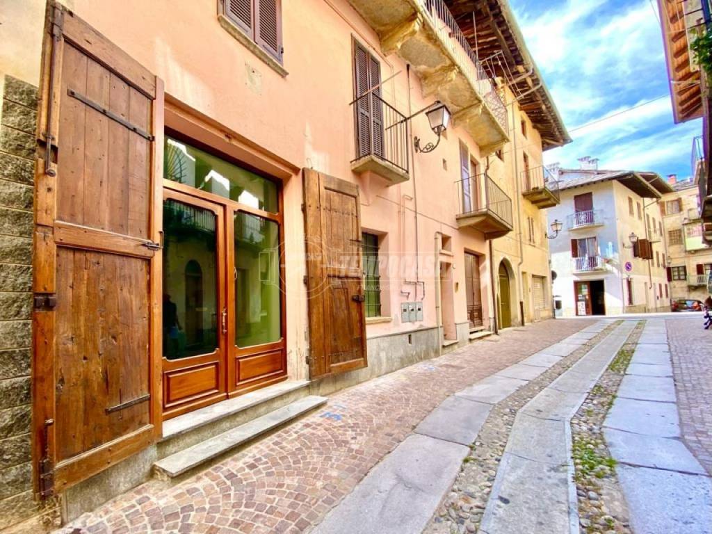 Casa Indipendente in vendita a Corio via Claudio Chiesa