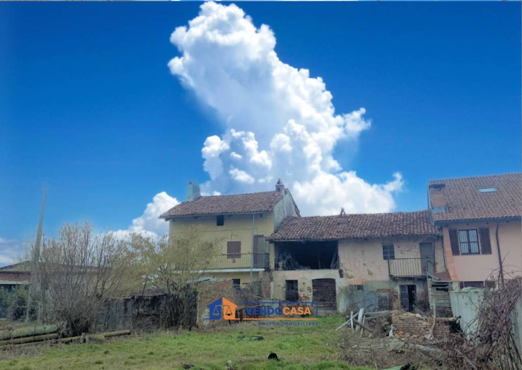 Casale in vendita a Carmagnola via Poirino, 402