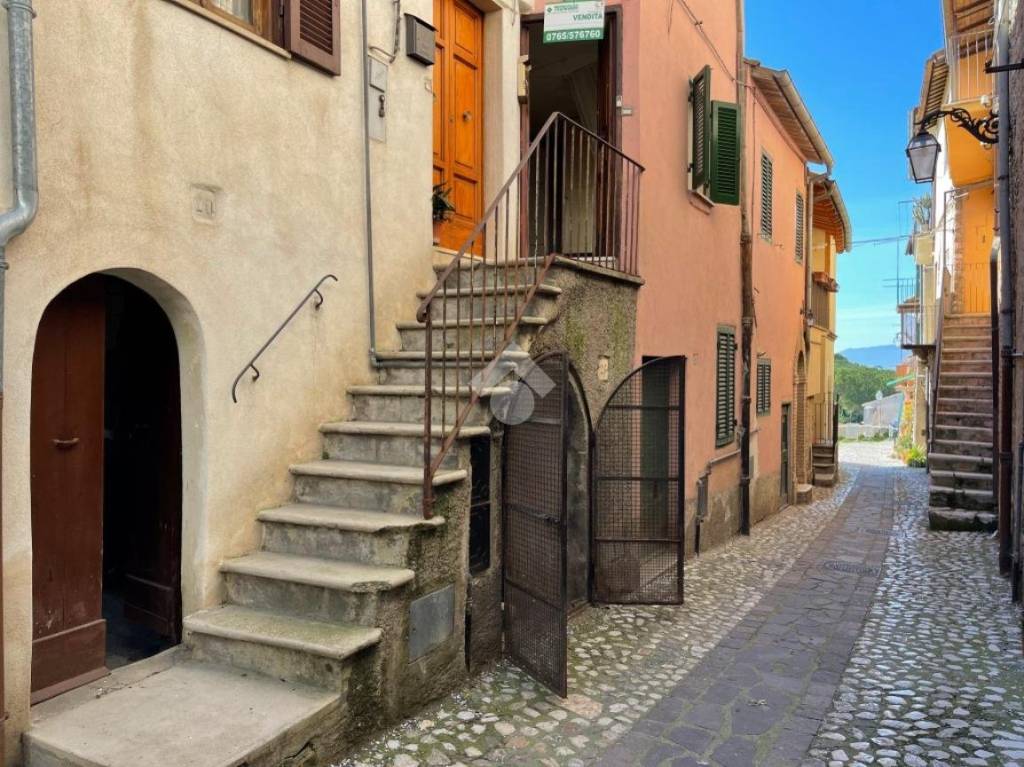 Appartamento in vendita a Torri in Sabina via del Muraglione