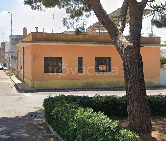 Villa in in vendita da privato a Surbo via Federico Confalonieri, 69