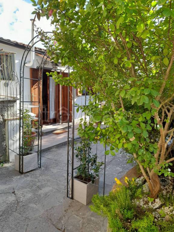 Appartamento in in vendita da privato a Viterbo via Roccalvecce, 7