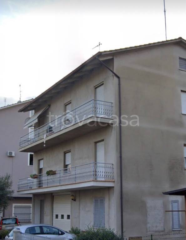 Appartamento in in vendita da privato a Morrovalle via Giuseppe Giusti, 10