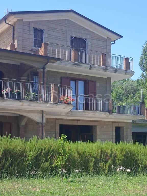 Villa Bifamiliare in vendita a Sant'Agata de' Goti via Pennino