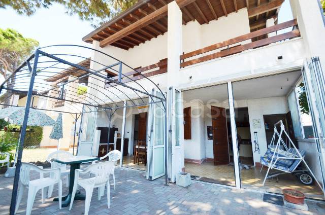 Villa Bifamiliare in vendita a Comacchio viale Etiopia
