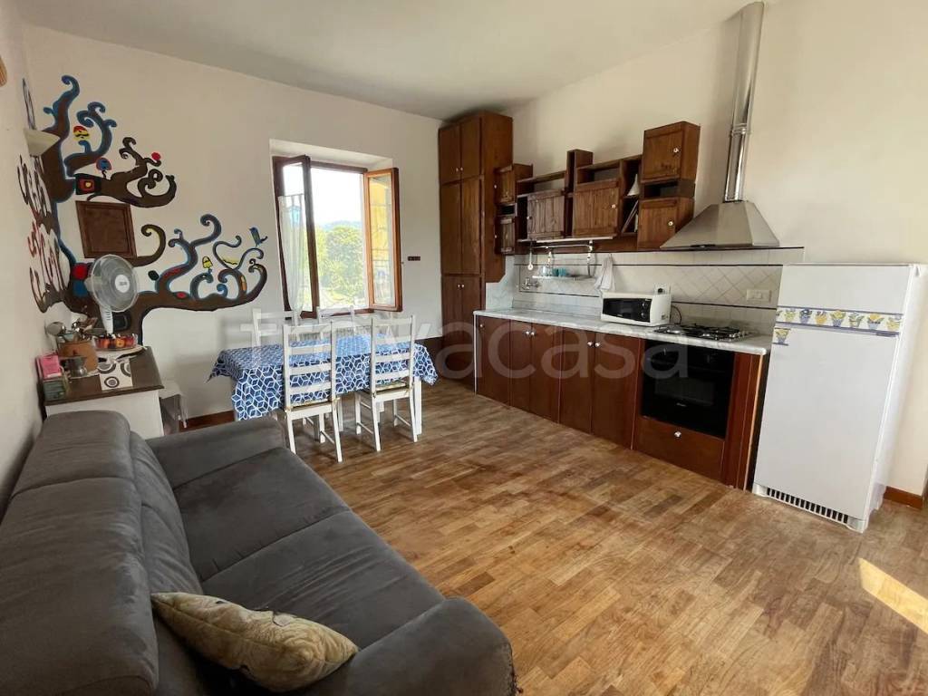 Appartamento in in vendita da privato a Sarzana via Cisa Interna, 5