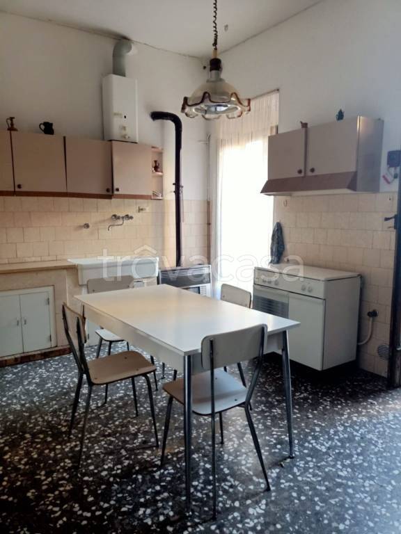 Casa Indipendente in in vendita da privato a Biccari via Carceri, 2
