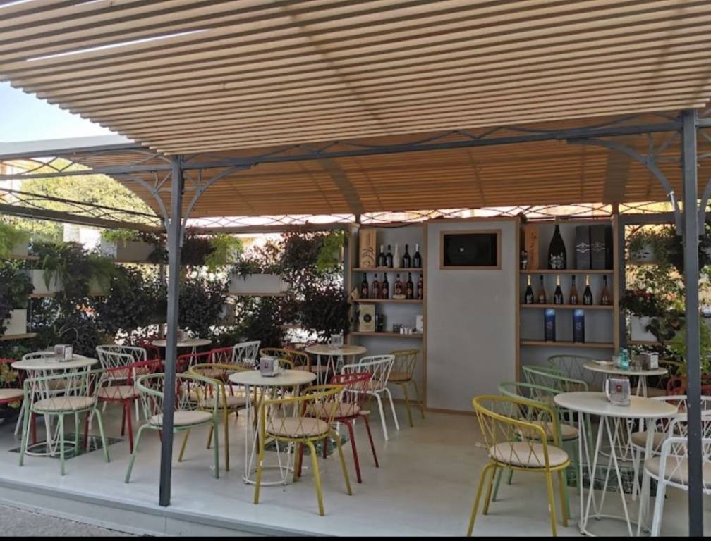 Bar in in vendita da privato ad Alghero via 20 Settembre, 42