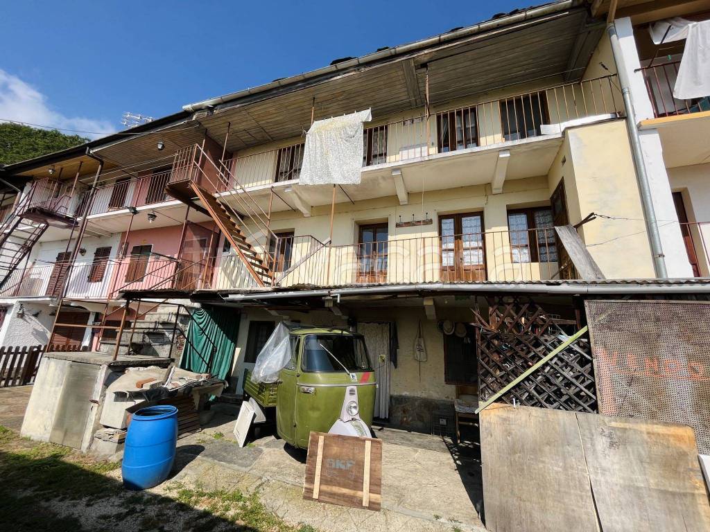 Casa Indipendente in vendita a Giaveno