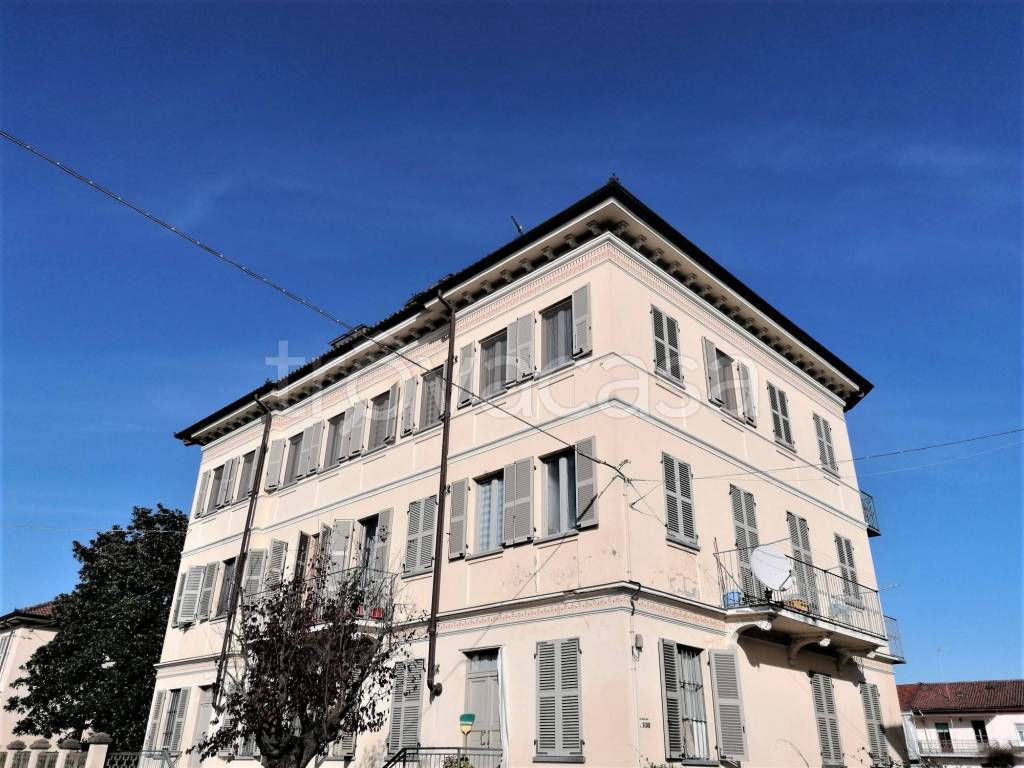 Appartamento in vendita ad Asti frazione Quarto Inferiore, 108