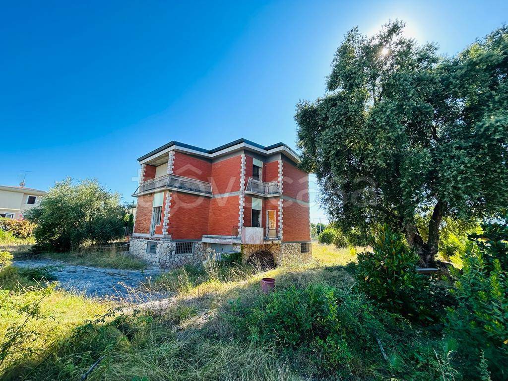 Villa in vendita ad Anzio via dei Giacinti, 18