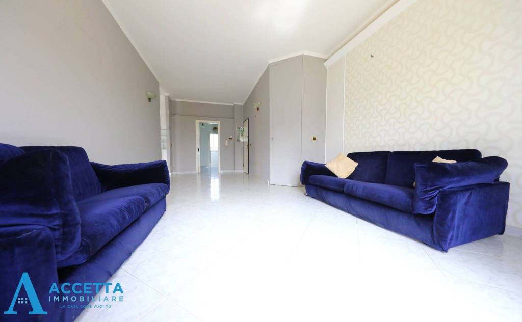 Appartamento in vendita a Taranto via Luigi Settembrini, 202