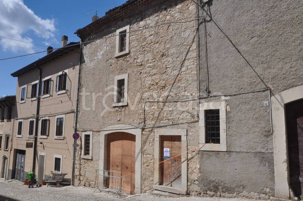 Casa Indipendente in vendita a Pescocostanzo via Bisanti