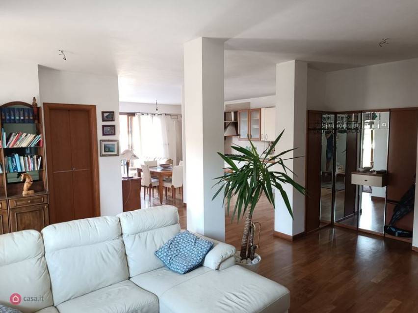 Appartamento in in vendita da privato a Città Sant'Angelo via Leonardo Petruzzi, 52