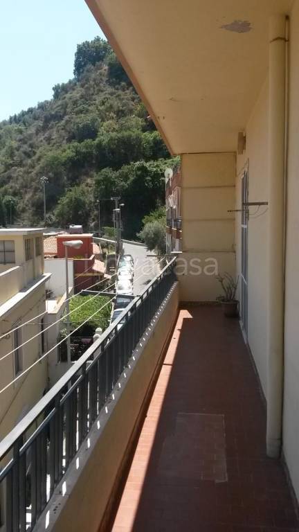 Appartamento in in affitto da privato a Messina via Cumia, 12