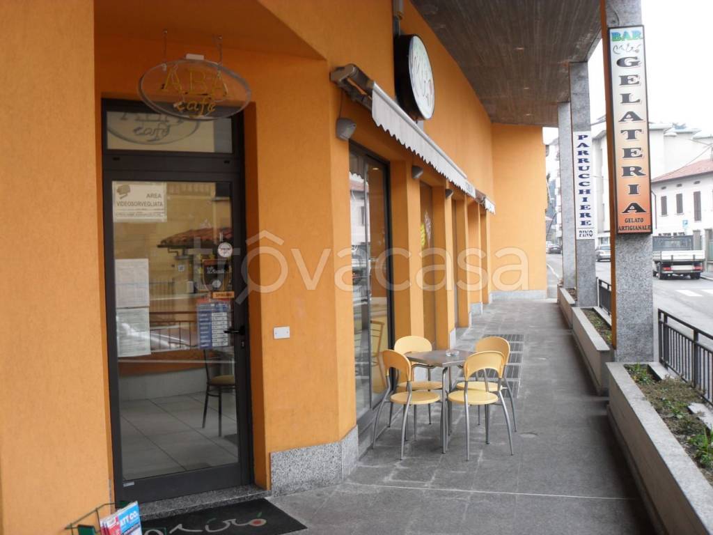 Bar in in vendita da privato a Luino via Voldomino, 13