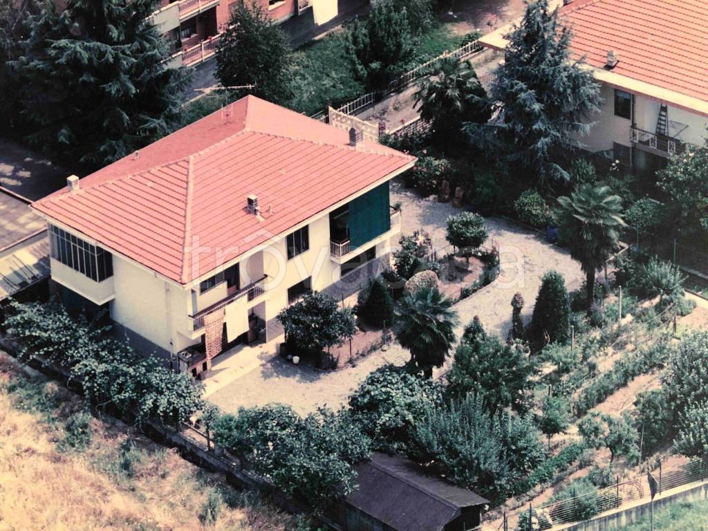 Villa in in vendita da privato a Ciriè via Dottor Vittorio Prever, 42