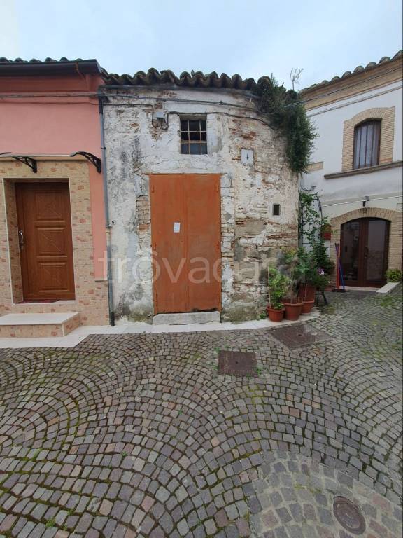 Casa Indipendente in in vendita da privato ad Ascoli Satriano via San Pietro, 2