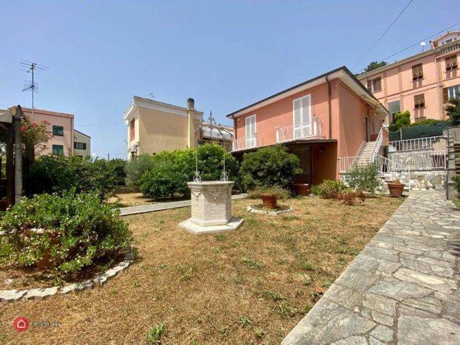 Villa Bifamiliare in vendita a La Spezia via Pitelli
