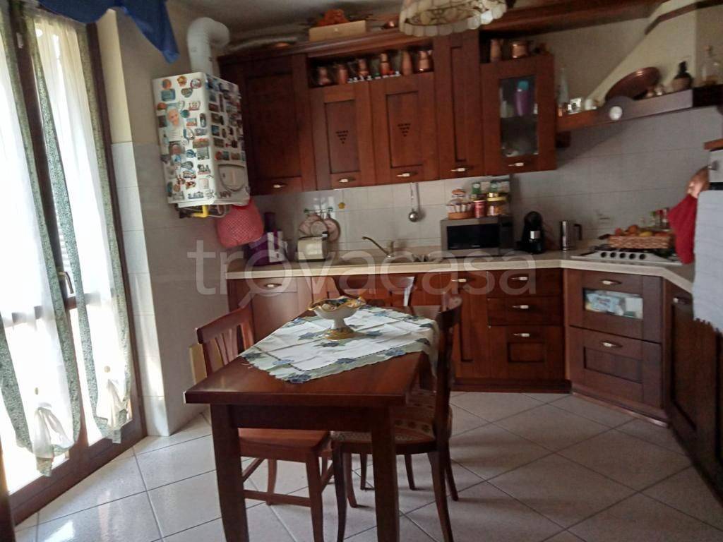 Appartamento in in vendita da privato a Sannazzaro de' Burgondi via Vigevano, 74