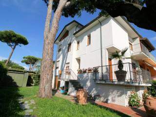 Appartamento in vendita a camaiore 