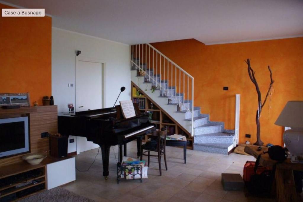 Villa a Schiera in in vendita da privato a Busnago via Libertà, 2