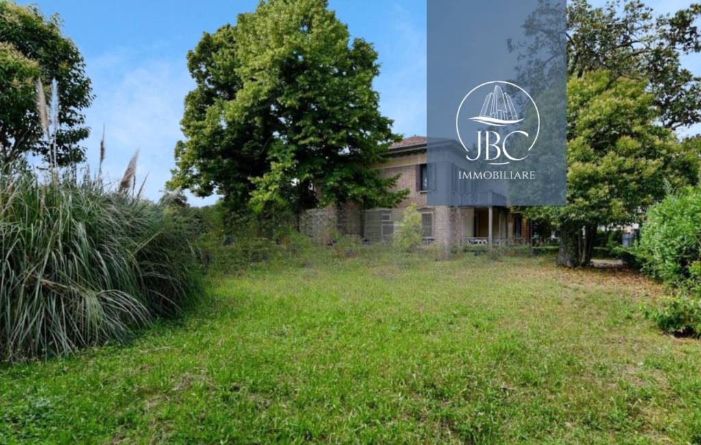 Villa in vendita a Mogliano Veneto via Pia