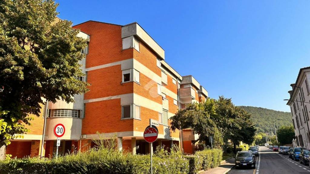 Appartamento in vendita a Brescia via Privata Silva