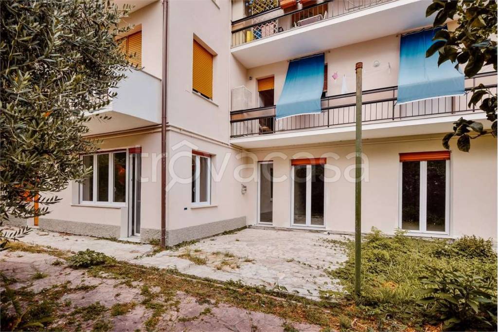 Appartamento in vendita a Rapallo via Baisi