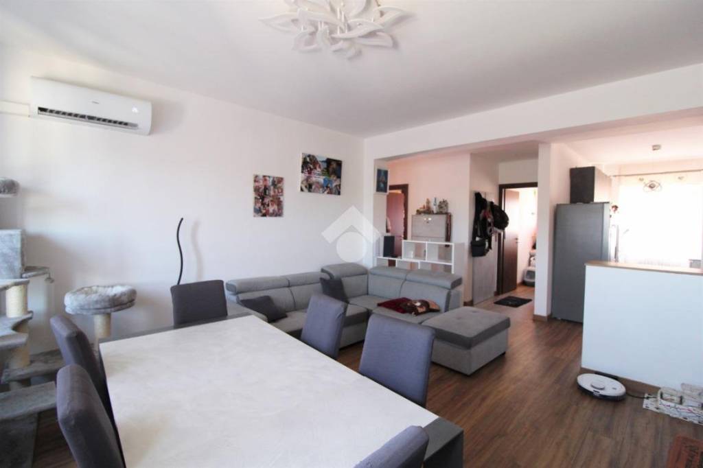 Appartamento in vendita a Venezia via Teano, 5