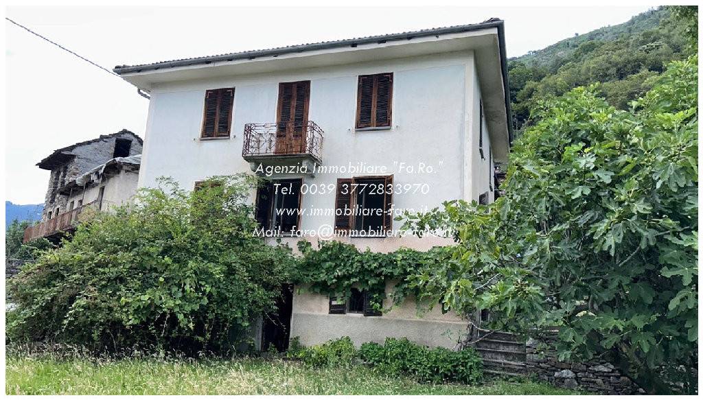 Villa Bifamiliare in vendita a Valle Cannobina via per Cavaglio