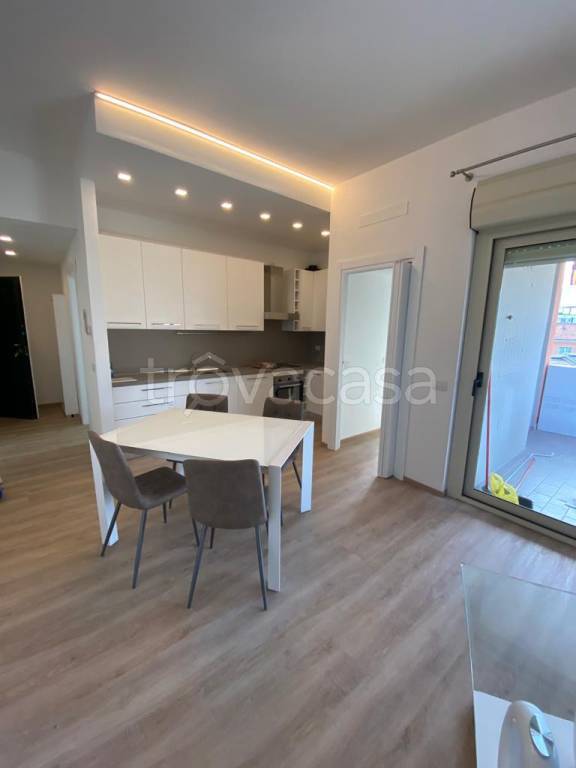 immagine annuncio 1 di 8