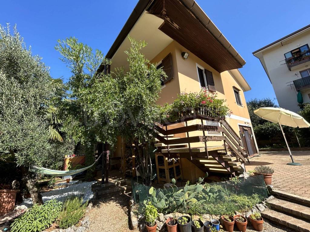 Villa in vendita a Duino Aurisina frazione Sistiana, 10/i1