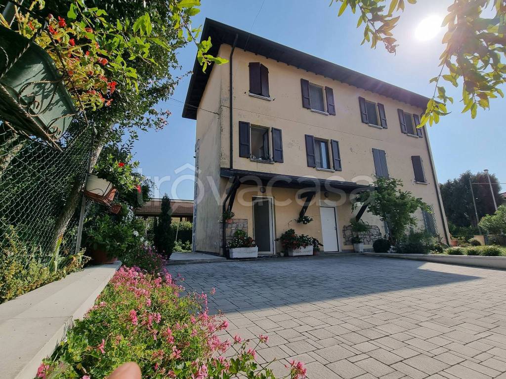 Appartamento in vendita a Calcinato via Angelo Romanelli, 23