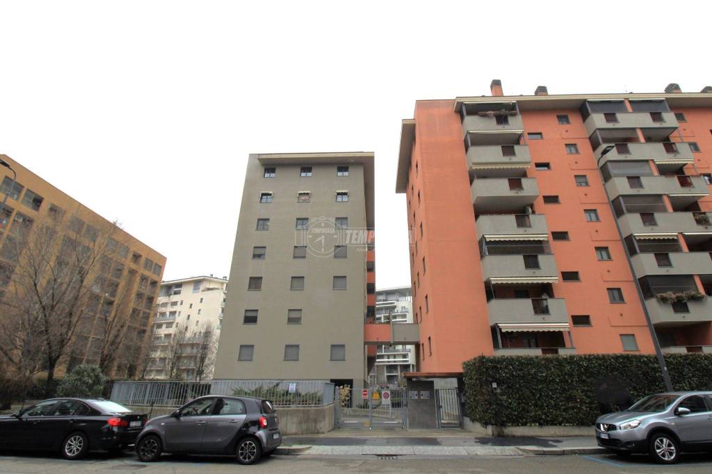 Appartamento in vendita a Milano via San Mirocle 4
