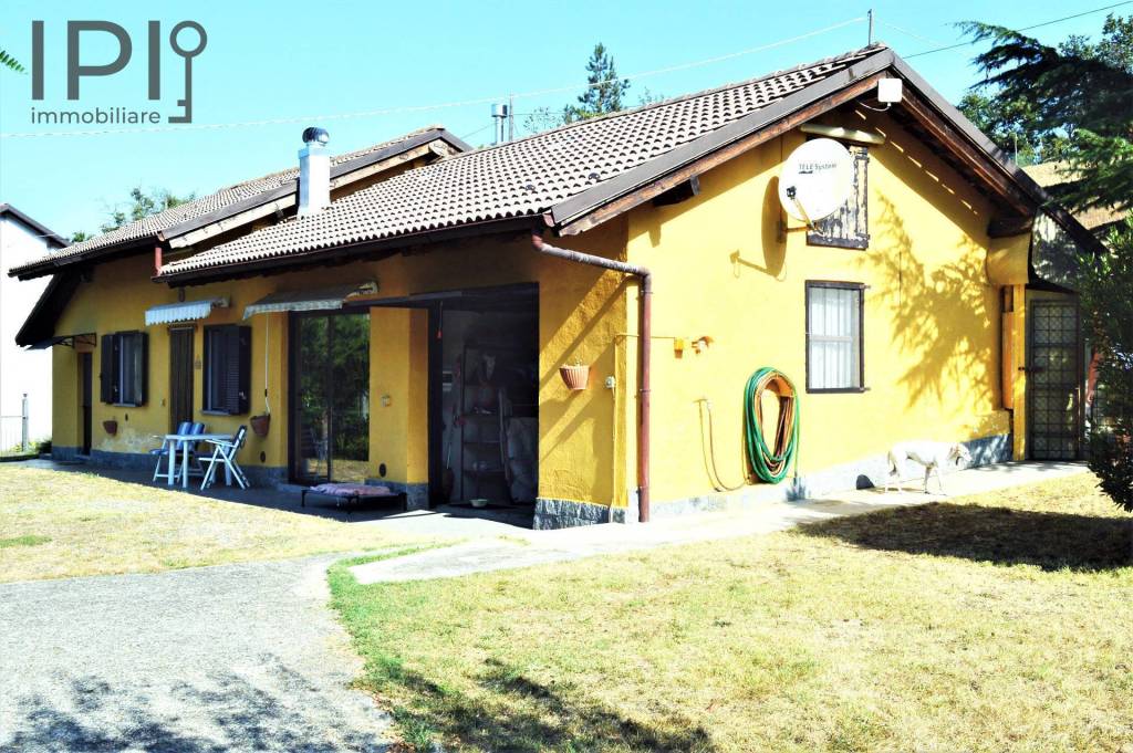Villa in vendita a Spigno Monferrato reg. Rabbioso