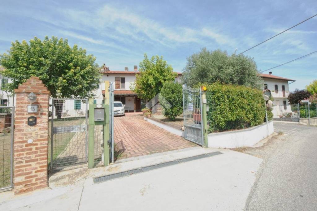 Casa Indipendente in vendita a Conzano via porta, 17